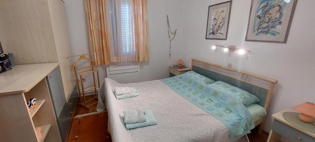 Holiday House "Lea" Lukoran Zewnętrze zdjęcie